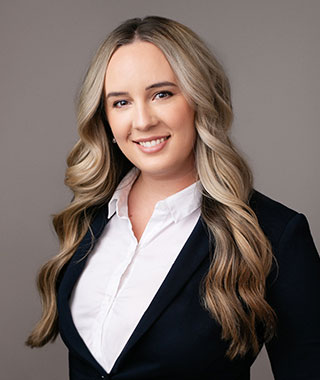 Rebecca-Hendrix-Headshot
