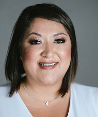 Renee-Hinojosa-Headshot