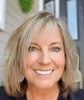 janet-filcher-headshot