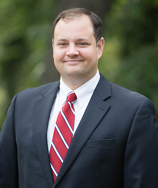 Zachary Lovett Headshot