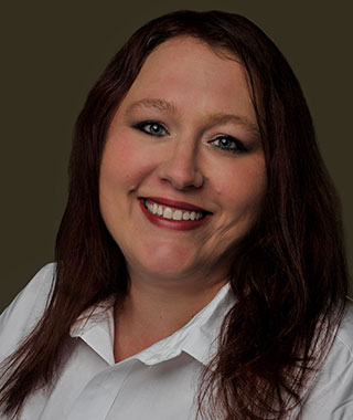 Amanda-Cuneo-Headshot