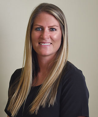 Lindsay Higham Headshot