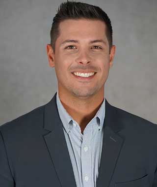 Nic-Robillard-Headshot Nic-Robillard-Headshot