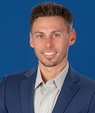 Zach-Stone-Headshot