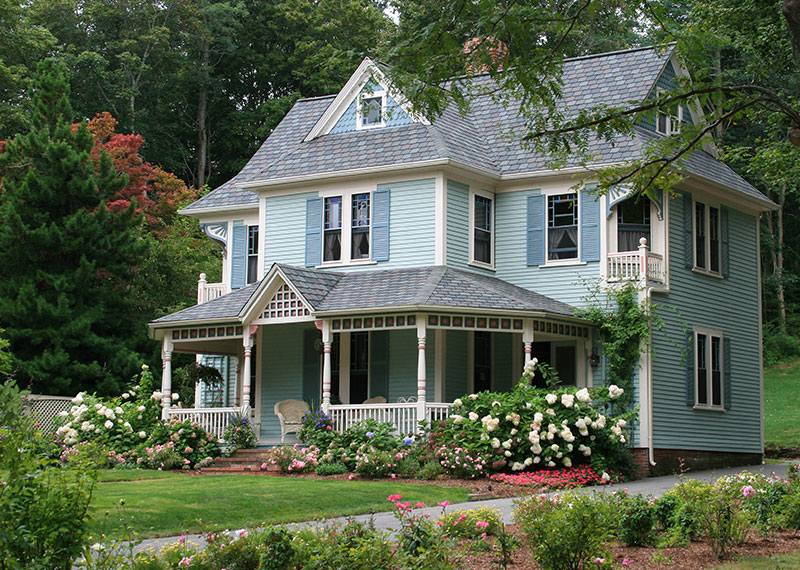 A-Gray-house-with-a-yellow-door A-Gray-house-with-a-yellow-door