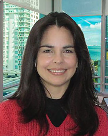 Alma Cuadros